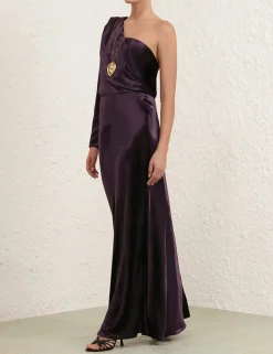 Illustration Asymmetric Gown