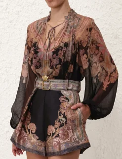 Illustration Billow Blouse
