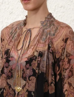 Illustration Billow Blouse