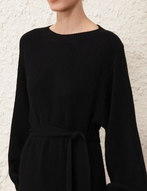 Illustration Billow Dress