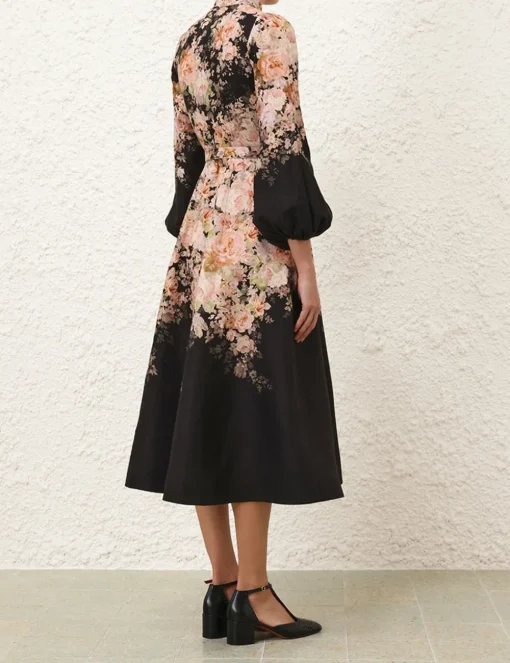 Illustration Buttoned Midi