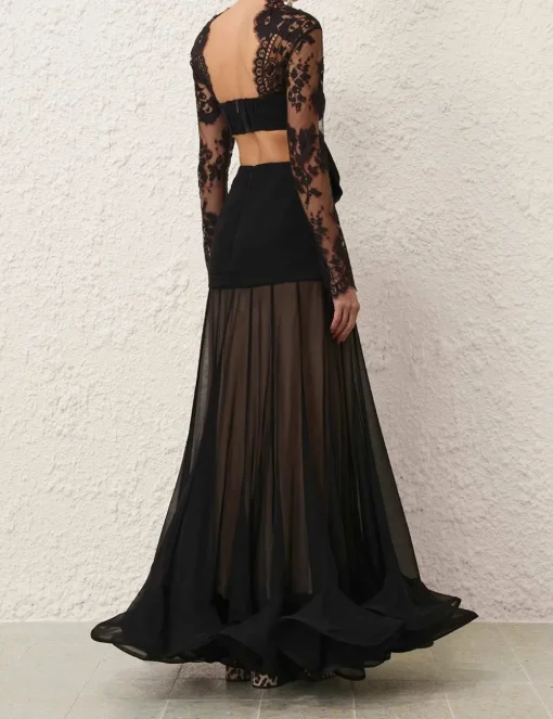 Illustration Flounce Gown