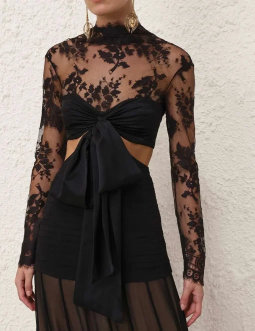 Illustration Flounce Gown