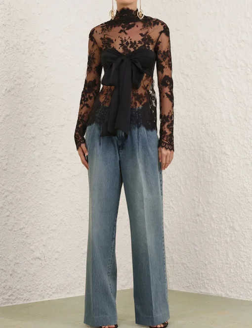 Illustration Lace Bow Bodice